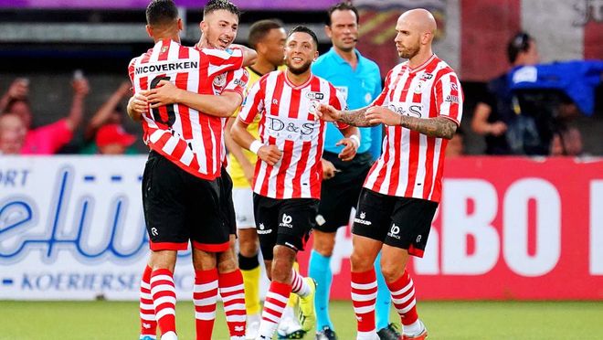 场日新月异 场日新月异