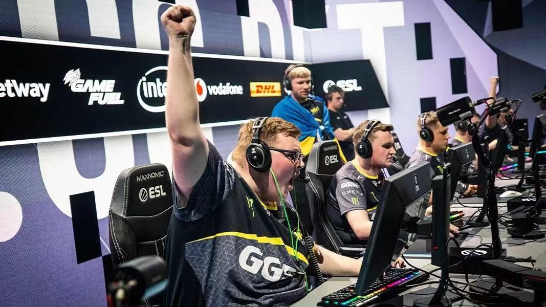 套回弹更可 套回弹更可